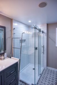 Ottawa Bathroom reno shower with subway tile tiled floor