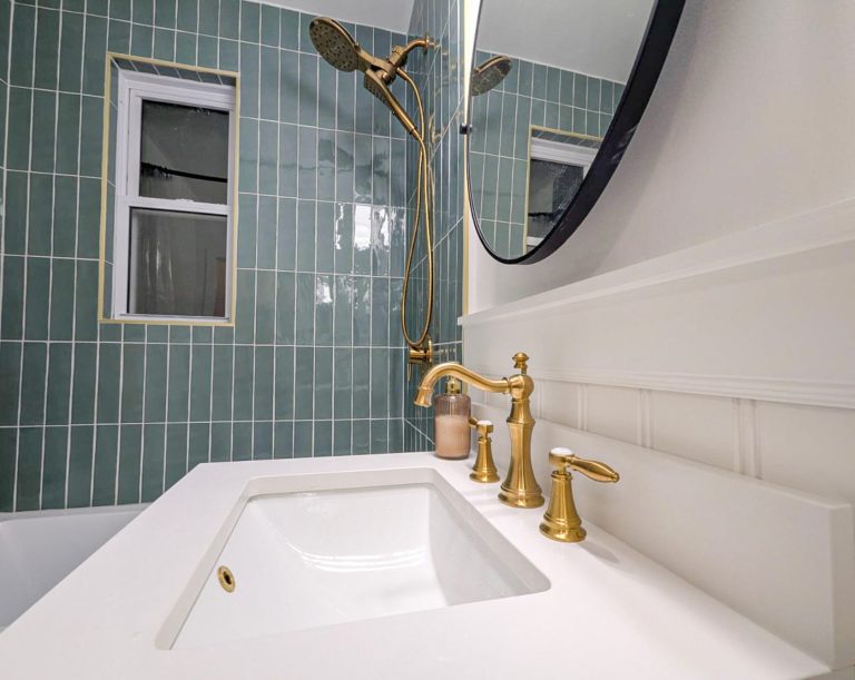 Bathroom renovation in Old Ottawa South