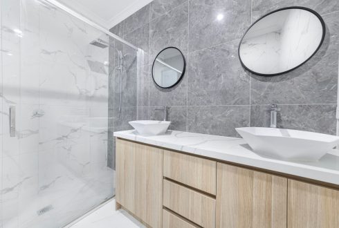Should You Stay or Move Out During a Bathroom Renovation in Ottawa?